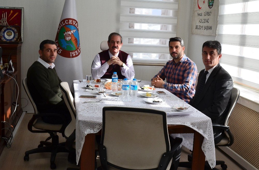 Başkan Gürsoy, gazetecilere çalışmalarını anlattı