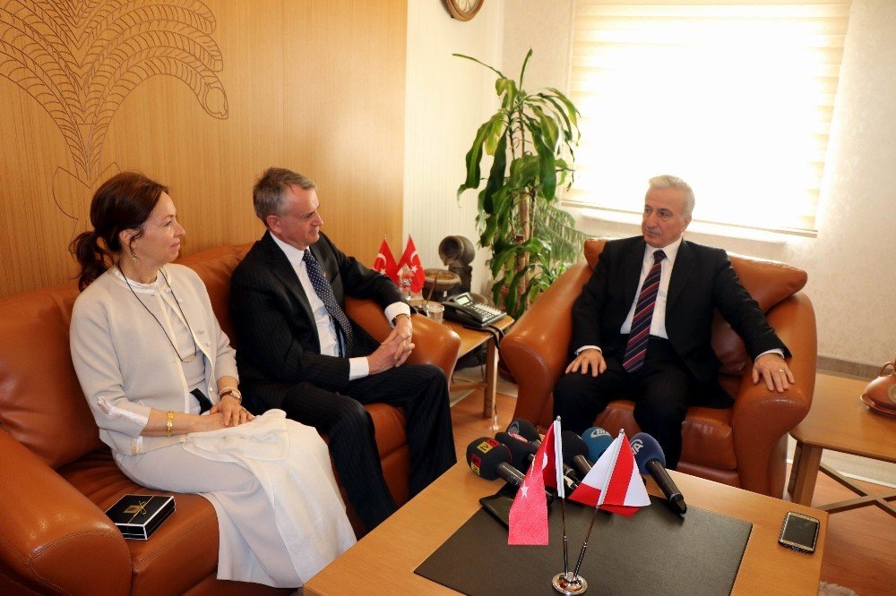 Kanada’nın Ankara Büyükelçisi Cooter’dan Vali Kamçı’ya ziyaret