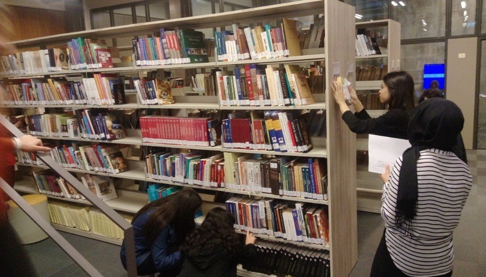 AGÜ Kütüphanesi’nden İlk, Orta ve Lise Öğrencilerine Destek