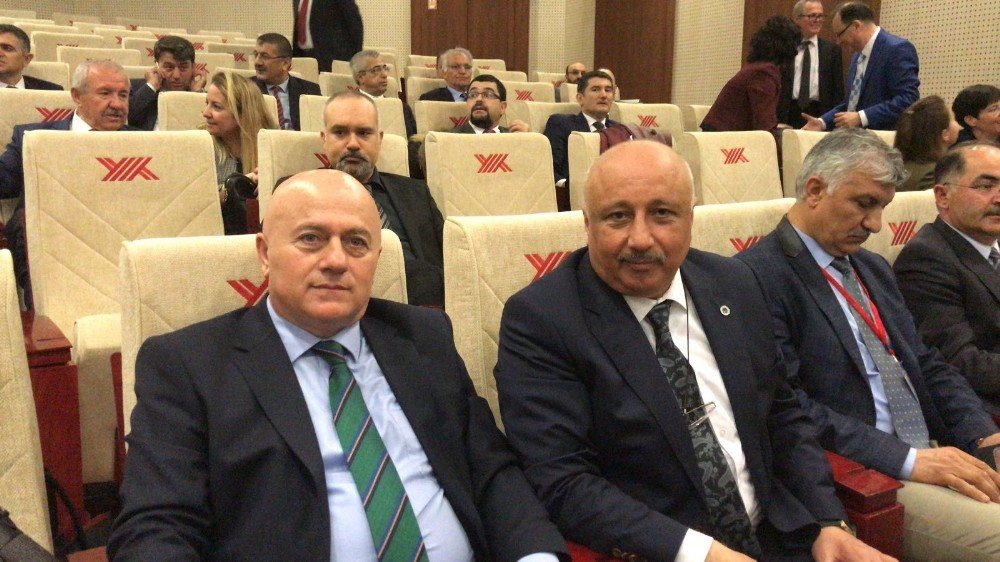 Rektör Durmuş, Genelkurmay Başkanı Akar’ın sunduğu ’Türkiye ve Güvenlik’ konulu konferansa katıldı