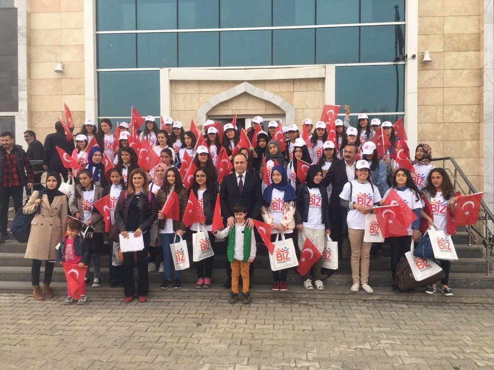 Patnos’tan “Biz Anadoluyuz” projesiyle 50 Kız öğrenci Kocaeli’ye gönderildi.