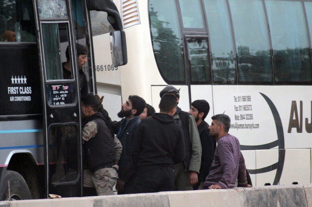 Ahrar El Şam mensupları Doğu Guta’dan ayrılıyor
