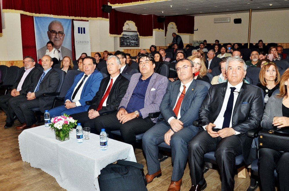 Foça Belediye Başkanı Demirağ: “Keşke balıklar kadar vizesiz gidip gelebilsek”