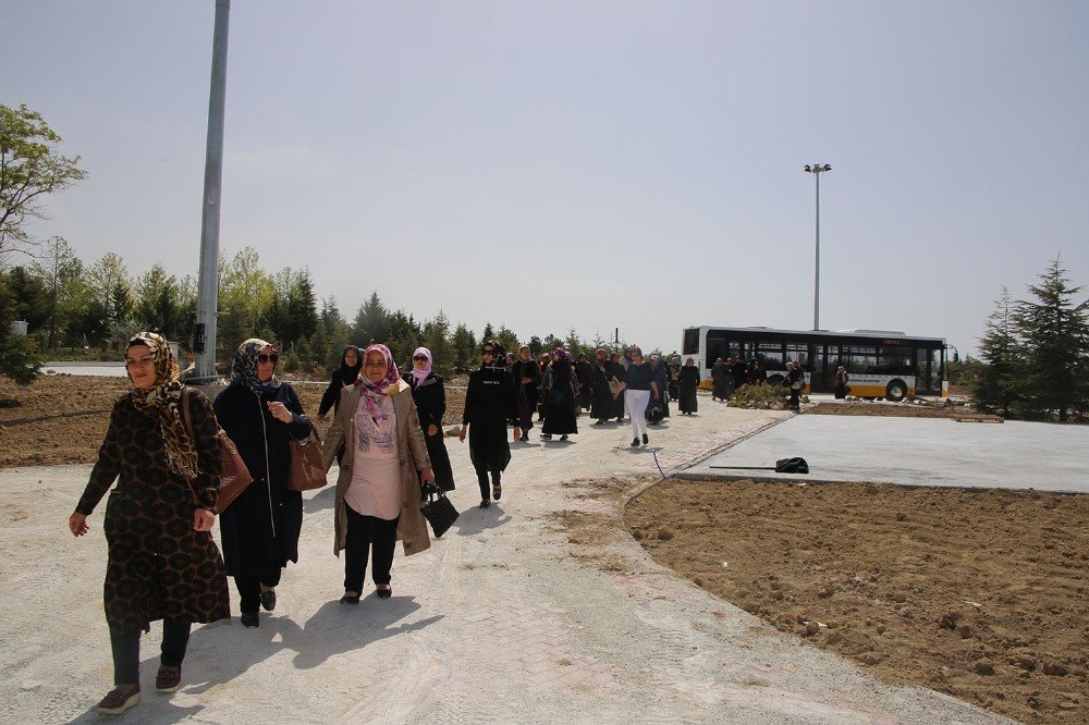 Karaman Belediyesinin hanımlar için düzenlediği şehir gezilere devam ediyor