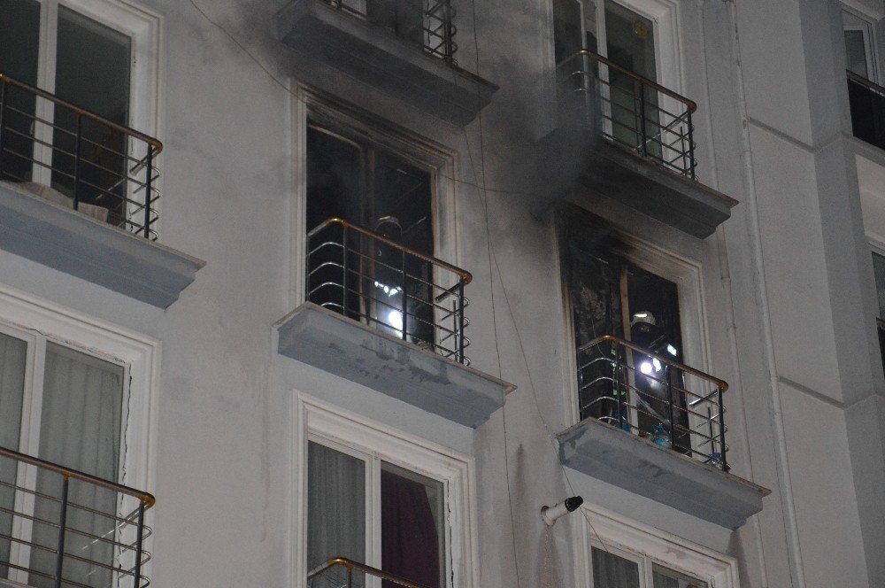 Kırıkkale’de öğrenci apartında yangın