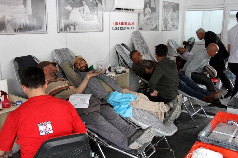 Hizan’da kan bağışı kampanyası