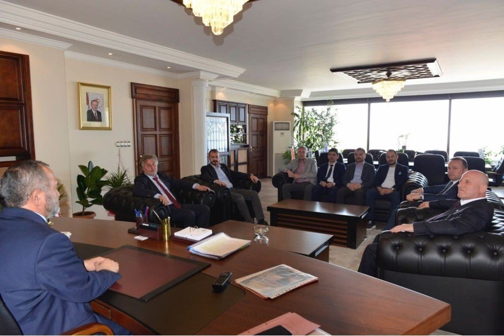 Çaycuma TSO yönetimi Zonguldak’ta ziyaretlerde bulundu