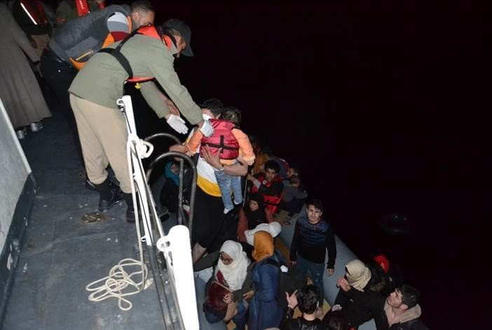 Sahil Güvenlik ekipleri 59 göçmeni kurtardı