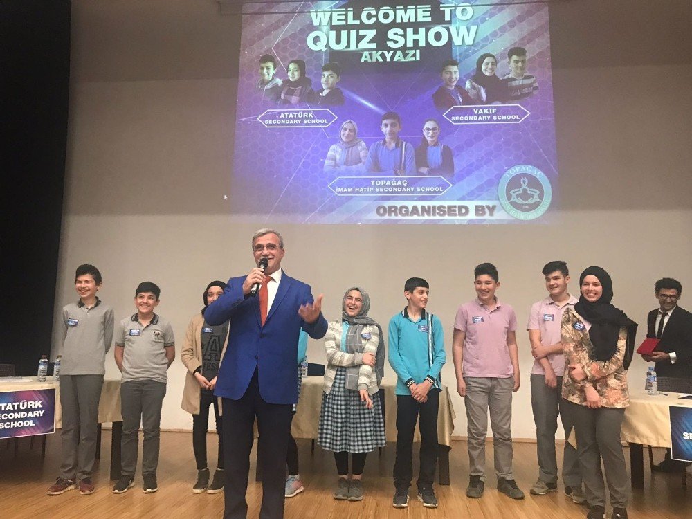 Akyazı’da ‘Quiz Show Akyazı Bilgi yarışması’ gerçekleşti