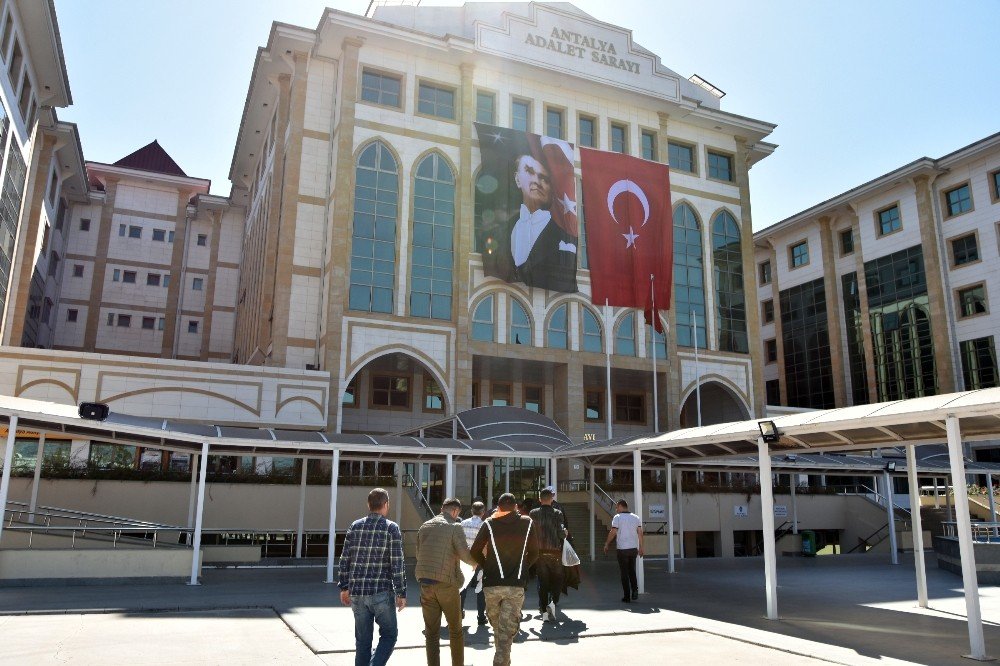 Antalya’da gözaltına alınan 60 şüpheliden 42’si tutuklandı