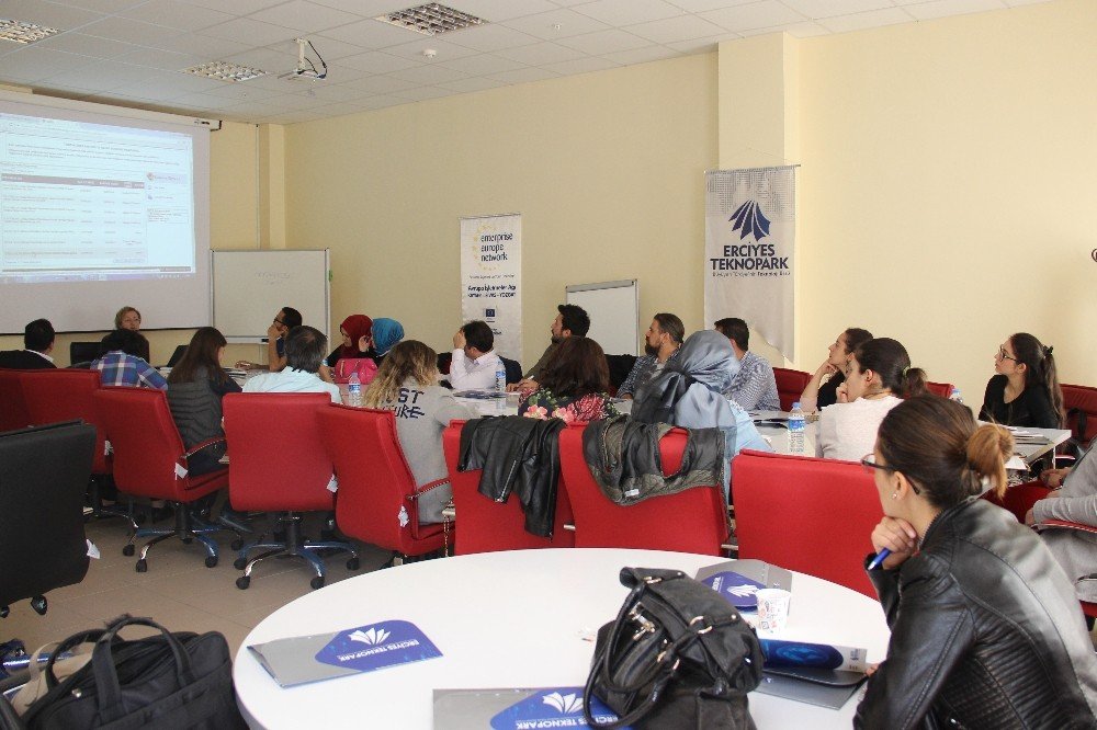 Erciyes Teknopark’ta ARDEB uygulamalı proje önerisi yazma eğitimleri devam ediyor