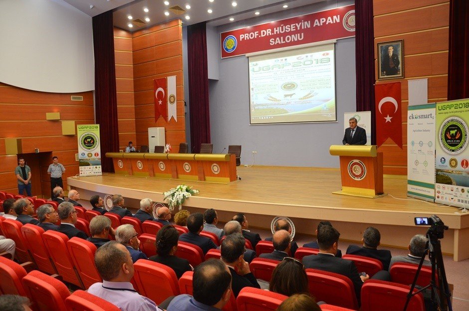 Toplam 425 akademisyenin katıldığı Uluslararası GAP Tarım ve Hayvancılık Kongresi başladı