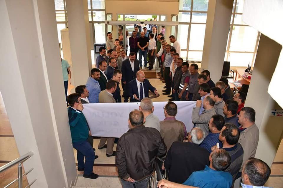 Saraoğlu, daire amirleri ve belediye personeli ile vedalaştı