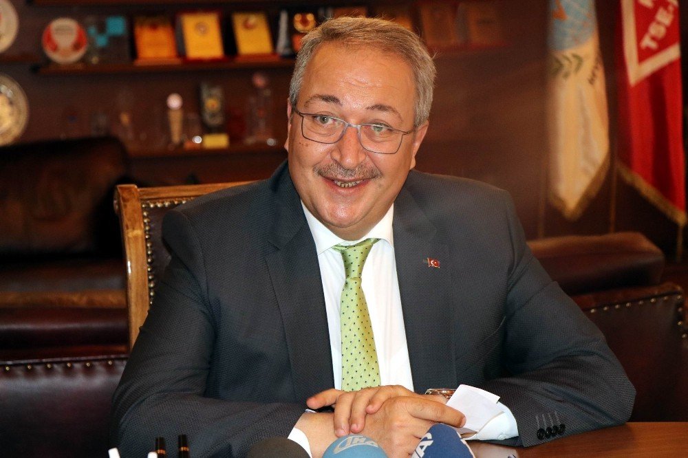 Nevşehir Belediye Başkanı Ünver istifa etti