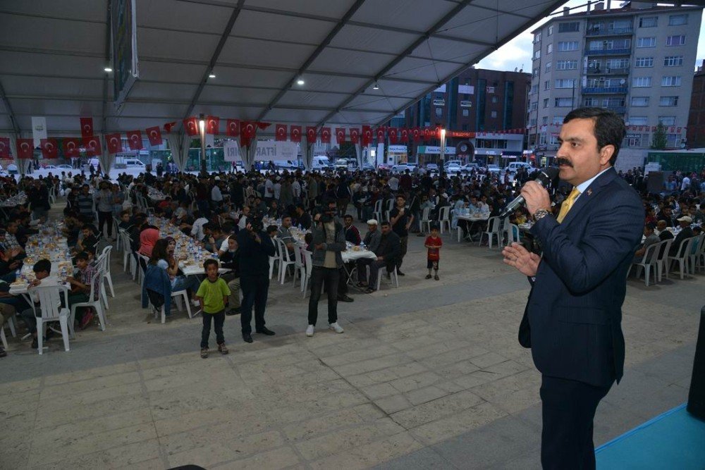 Belediye’den 2 bin kişiye aynı anda iftar