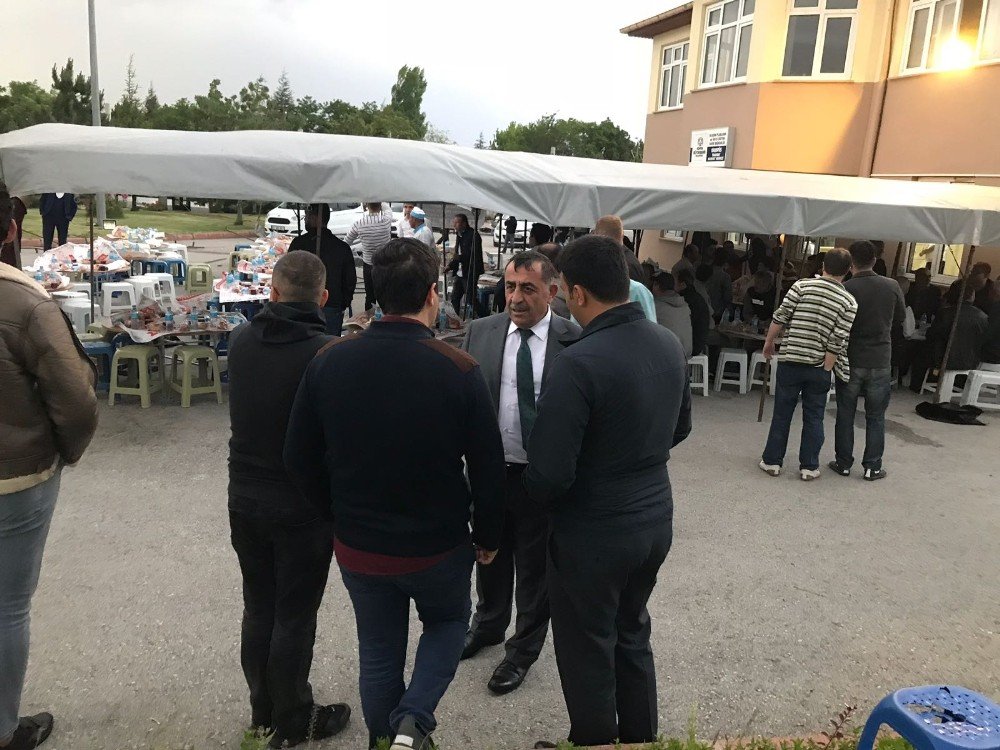 Öz Taşıma-İş Sendikası Genel Başkanı Toruntay Konya’daki üyeleriyle iftarda buluştu