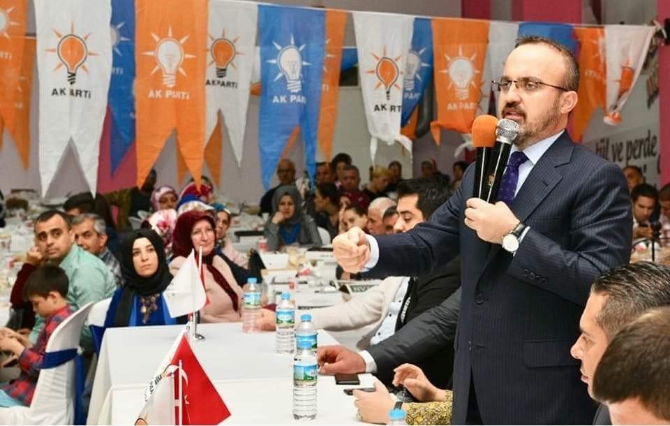 AK Partili Turan, Biga İlçe Teşkilatının iftar programına katıldı
