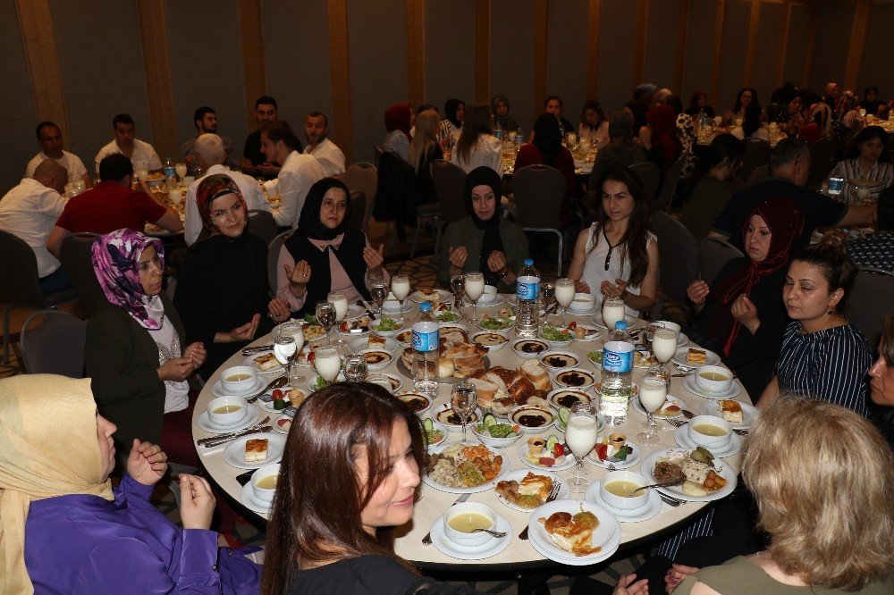 MFA çalışanları ile iftarda buluştu