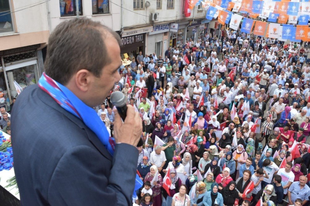 Vakfıkebir AK Parti Millletvekili adaylarını bağrına bastı