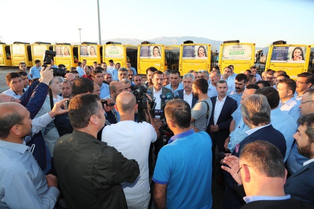 Bakan Tüfenkci: “Vizyon sahibi olmayan liderlere mi işi teslim edeceğiz”