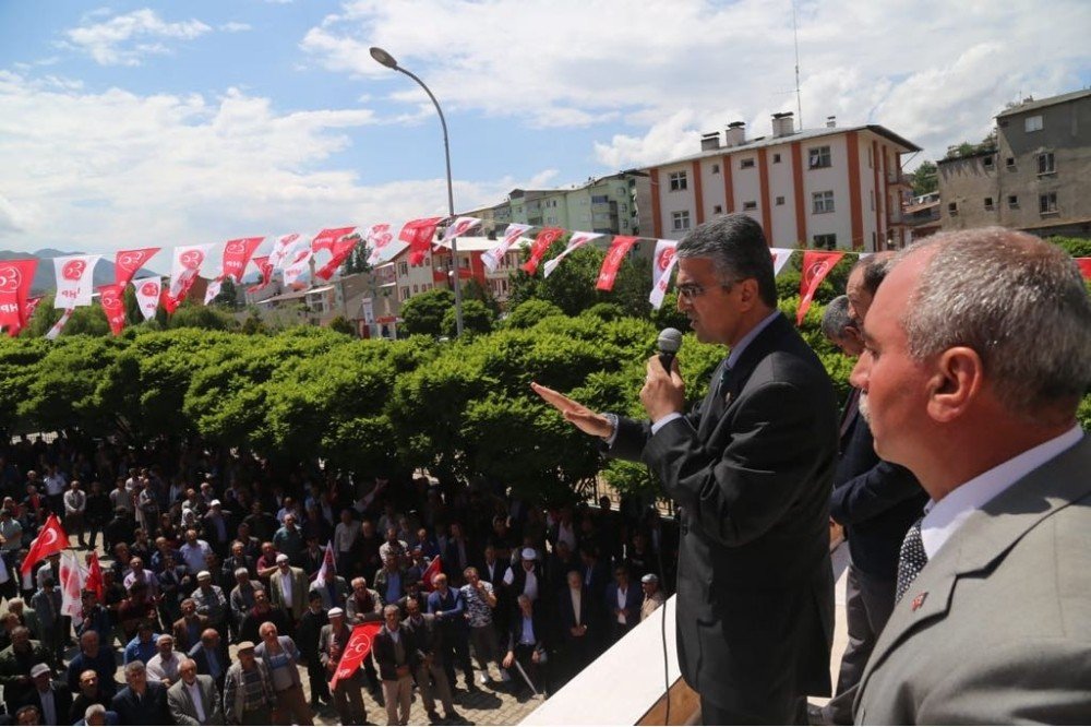 MHP adaylarına Oltu ve Şenkaya’da sevgi seli