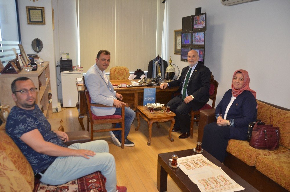 Yelis, İHA’yı ve Türkiye Gazetesini ziyaret etti