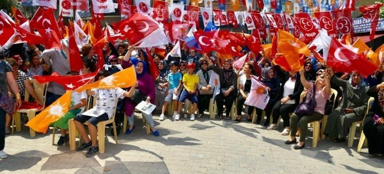 AK Parti’li Turan: “Hiç kimsenin sandık güvenliğine sandığın şeffaf demokratik yapısına söz söyleme hakkı olmaz"