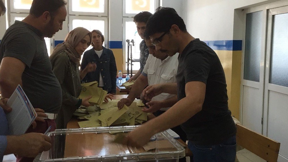 Eskişehir’de oylar sayılmaya başlandı