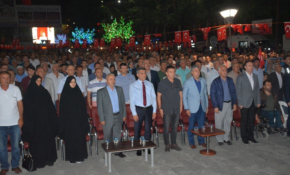 Tatvan’da “15 Temmuz Demokrasi ve Milli Birlik Günü” programı düzenlendi
