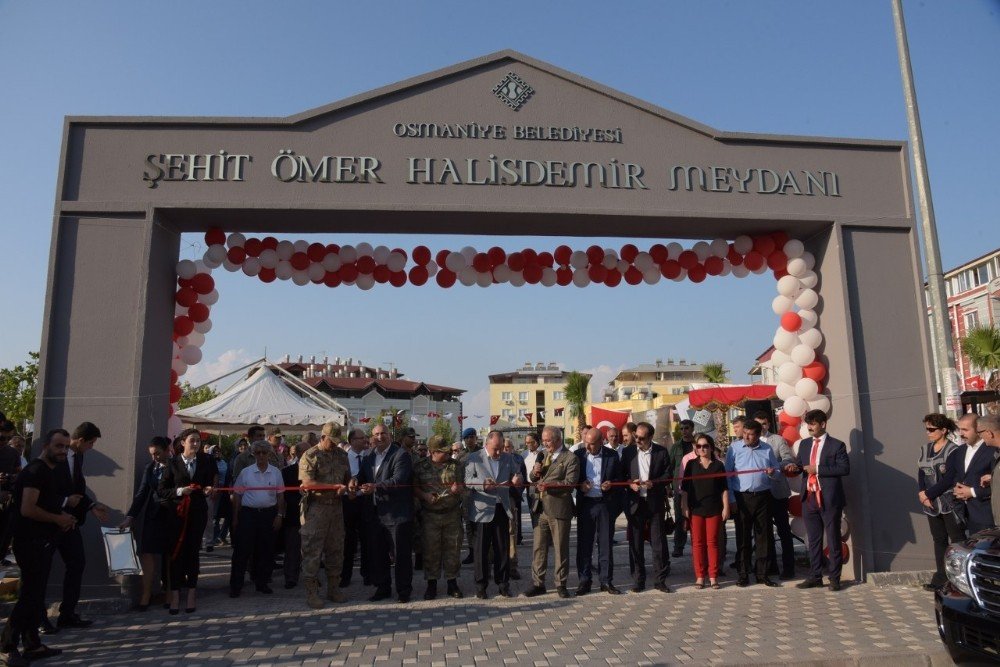 Osmaniye’de Şehit Ömer Halisdemir Meydanı törenle açıldı