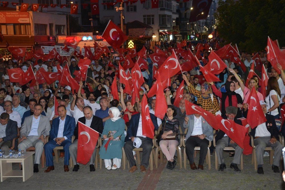 Sinop’ta 15 Temmuz Milli Birlik ve Beraberlik Yürüyüşü