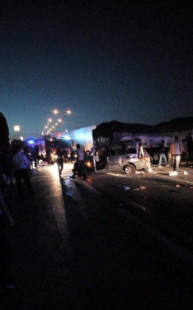 Ankara-Konya yolunda zincirleme kaza