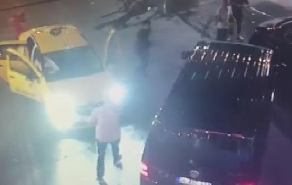 UBER Sürücüsüne saldırı kamerada