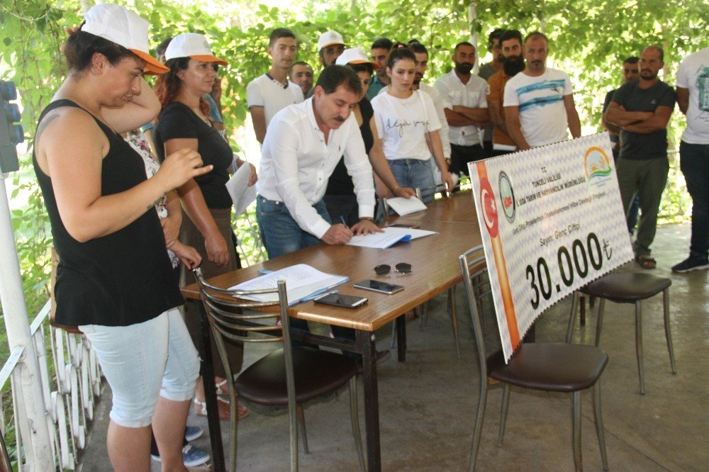 Tunceli’de Genç Çiftçilerle hibe sözleşme imzalandı