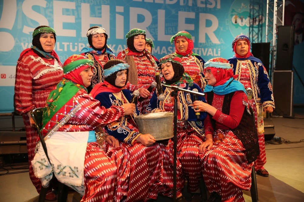 Bilecekliler Coşkun Sabah’la şölene damga vurdu