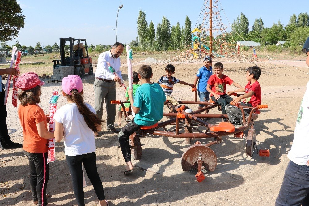 Beyşehir’de yeni çocuk oyun parkı miniklerin çekim merkezi oldu