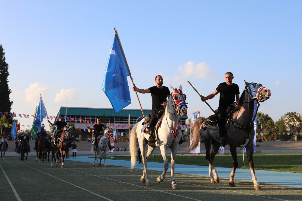 Ecdat yadigârı ‘Ata Sporları’ Bursa’da yaşatılıyor