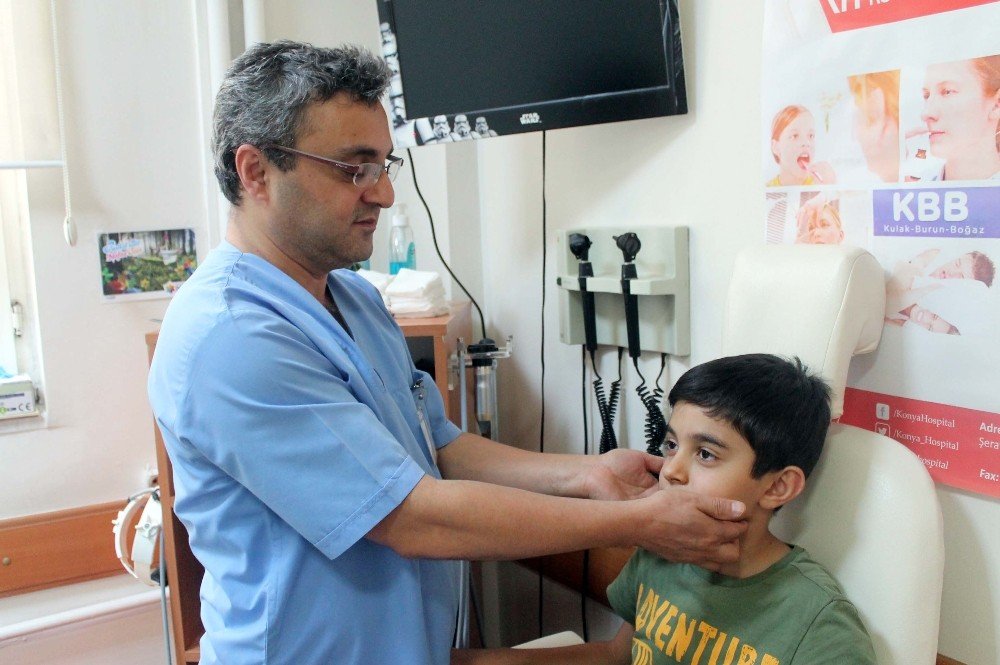 Op. Dr. Şentürk: “Orta kulak iltihabının yan etkileri ölümcül hastalıklara kadar ilerleyebilir”