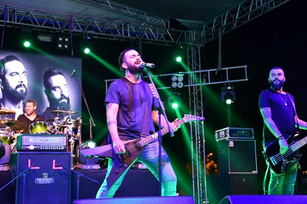 İnegöl’de Pera rüzgarı