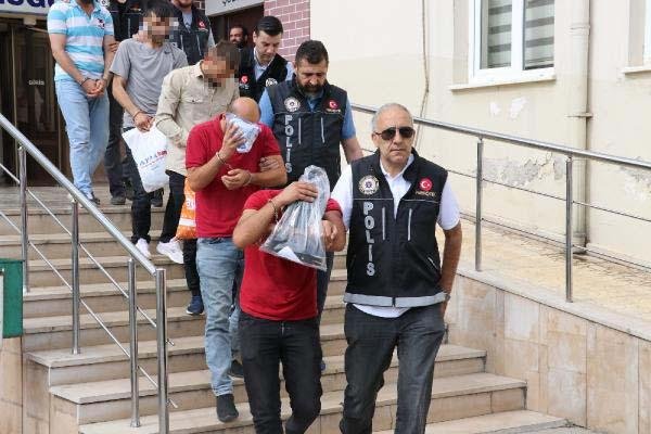 Bursa'da 1 kilo metamfetamine 6 gözaltı