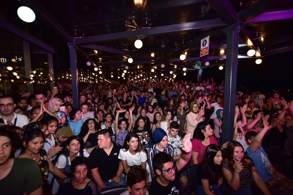 Tuğçe Kandemir Samsunluları coşturdu