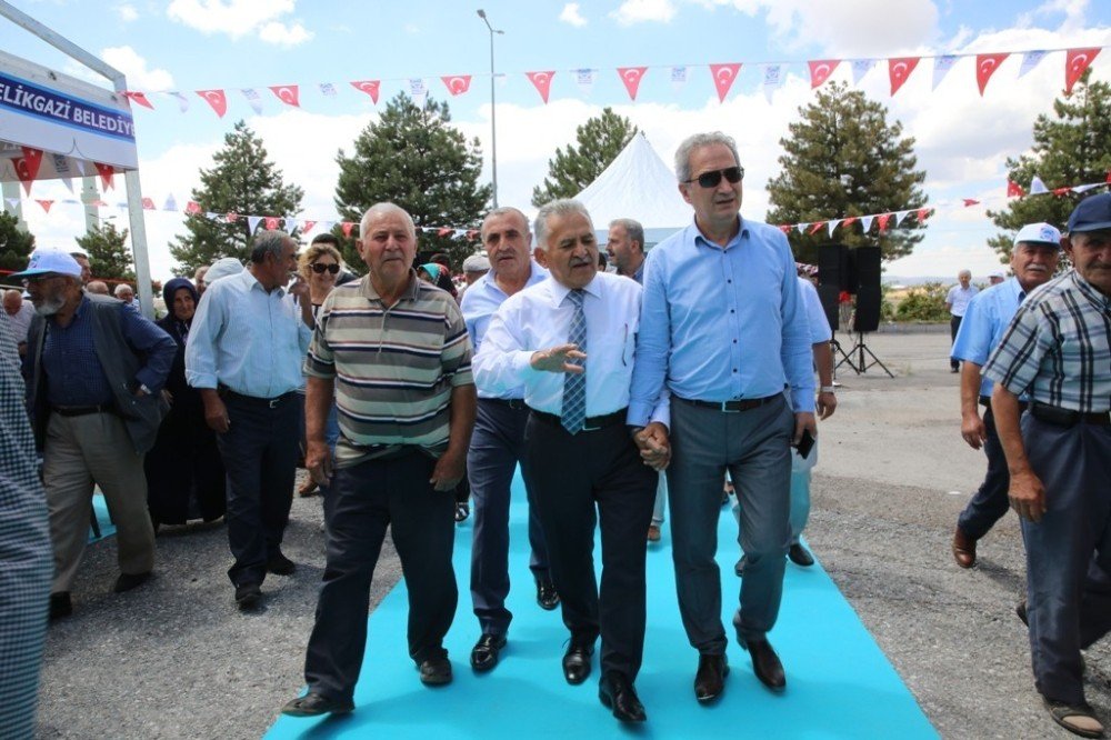 Melikgazi Belediyesi Ağırnas Mesleki ve Teknik Lisesi binası yenilendi
