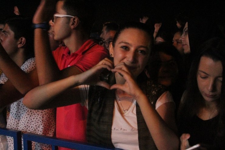 Bahadır Tatlıöz, Kütahyalıları coşturdu