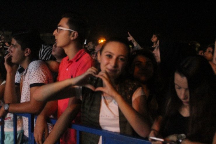 Bahadır Tatlıöz, Kütahyalıları coşturdu