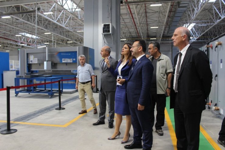 Türkiye’nin ilk LEED Gold sertifikalı fabrikası açıldı