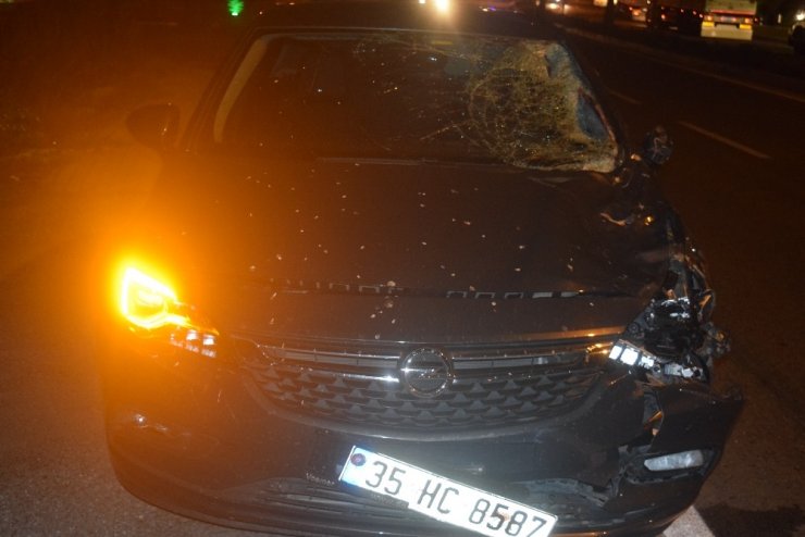 İzmir’de otomobil yayaya çarptı: 1 ölü