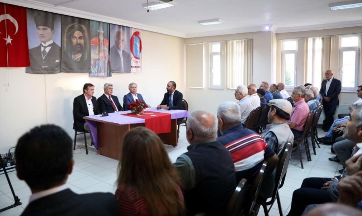 Başkan Karaosmanoğlu, Çayırova Abdal Musa Cem Evi’nde, Muharrem ayı orucu açtı