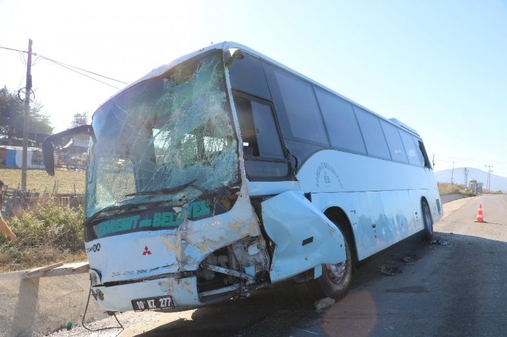 Çanakkale’de otobüs kazası: 6 yaralı