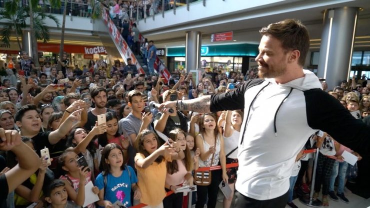 Sinan Akçıl: "Dolara karşıyım TL ile alışveriş yapıyorum"