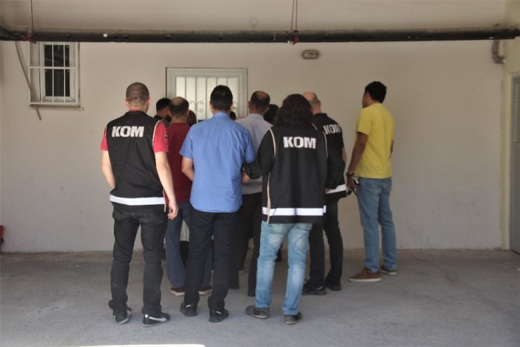 FETÖ’nün "gaybubet" evinde yakalanan 5 şüpheli tutuklandı
